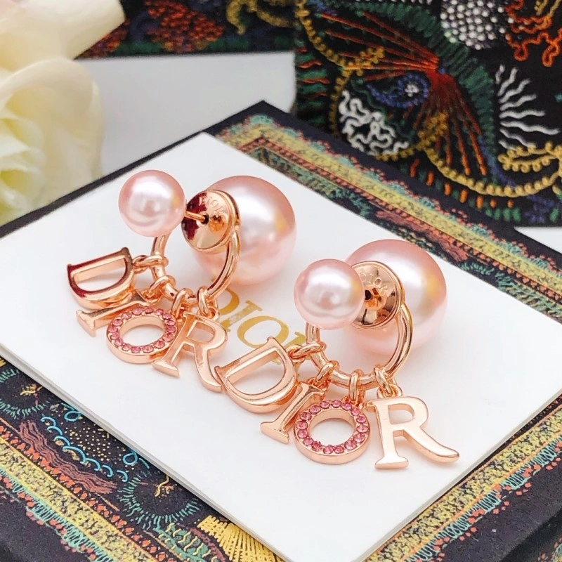 Comfortable Christian Dior Earrings 232723