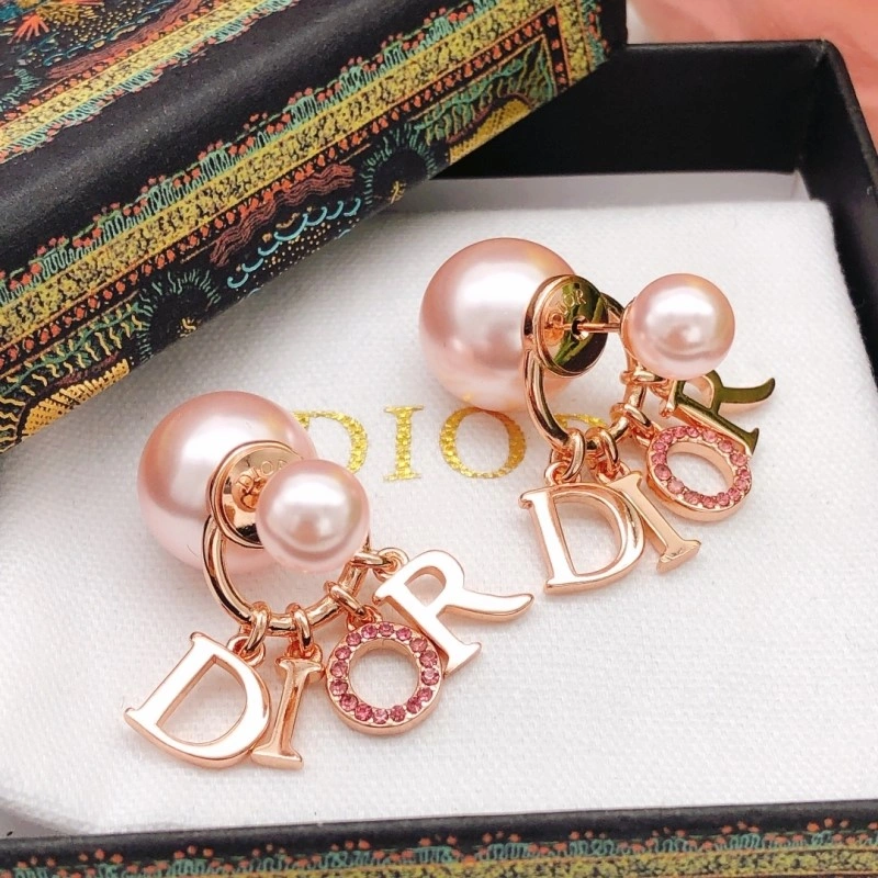 Comfortable Christian Dior Earrings 232723