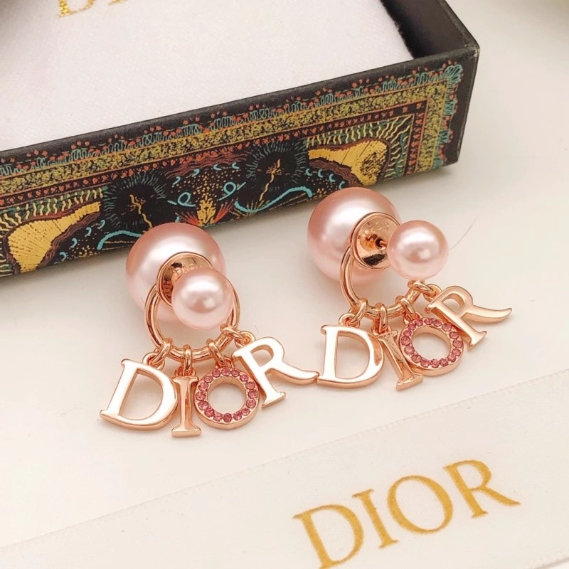 Comfortable Christian Dior Earrings 232723