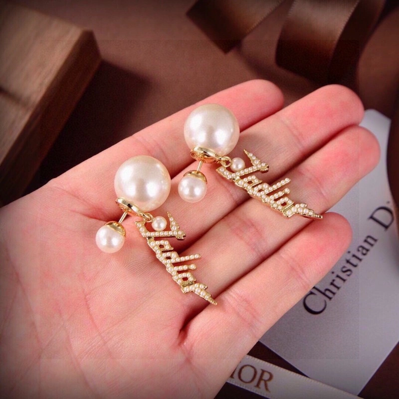 Christian Dior Earrings TimelessDesign 232700