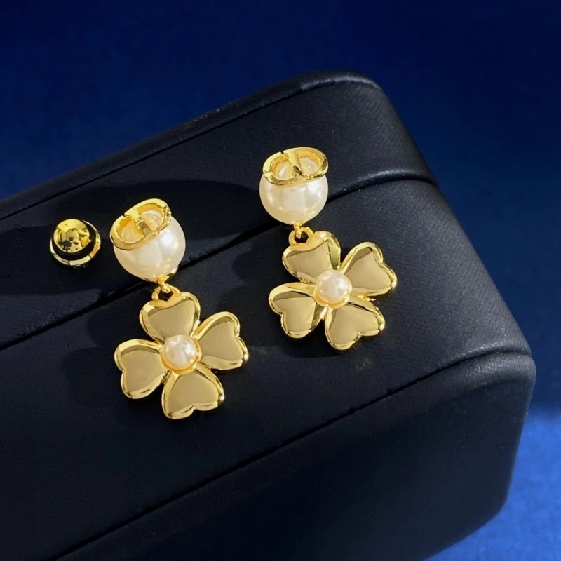 Christian Dior Earrings SmoothTexture 232682