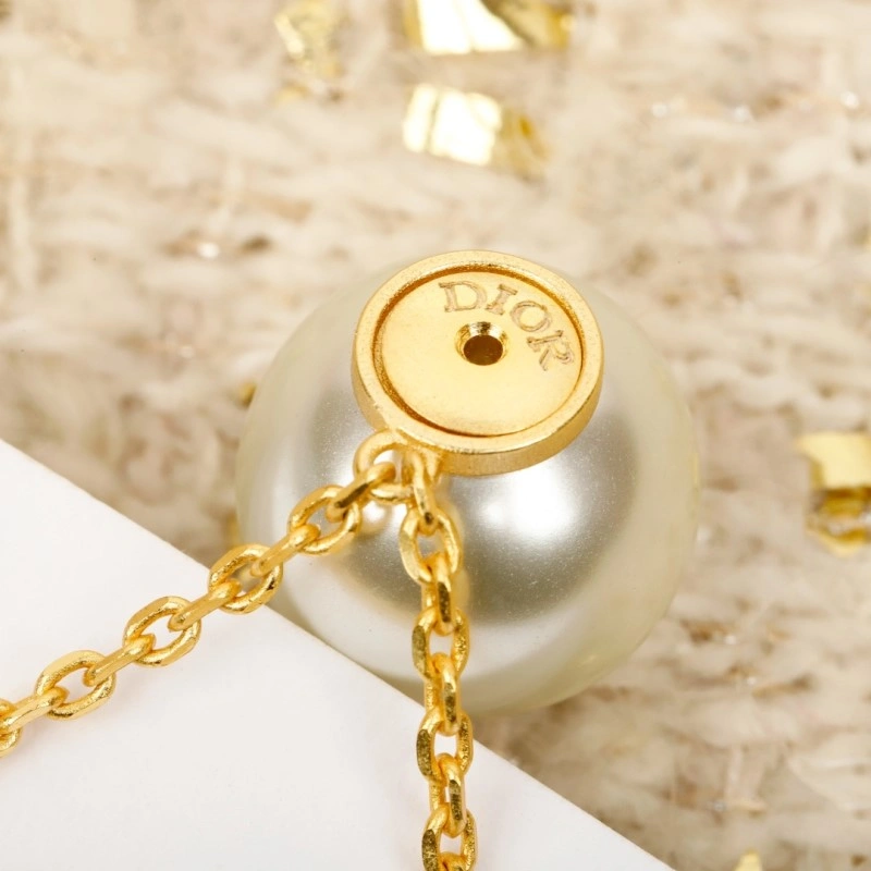DailyWear Christian Dior Earrings 232742