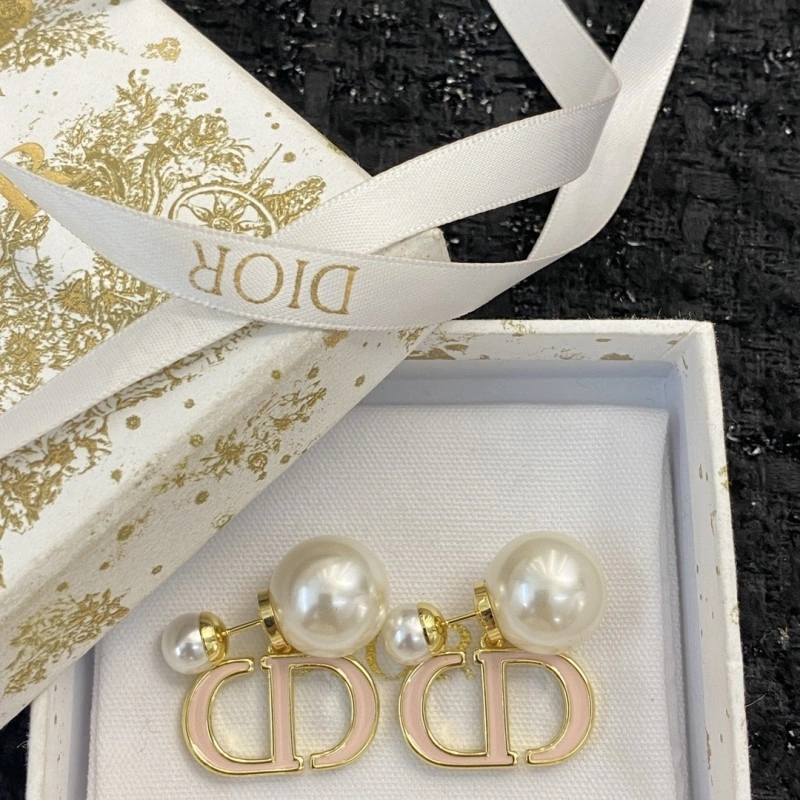 HighQuality Christian Dior Earrings 232751