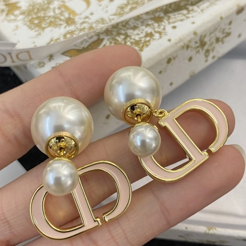HighQuality Christian Dior Earrings 232751