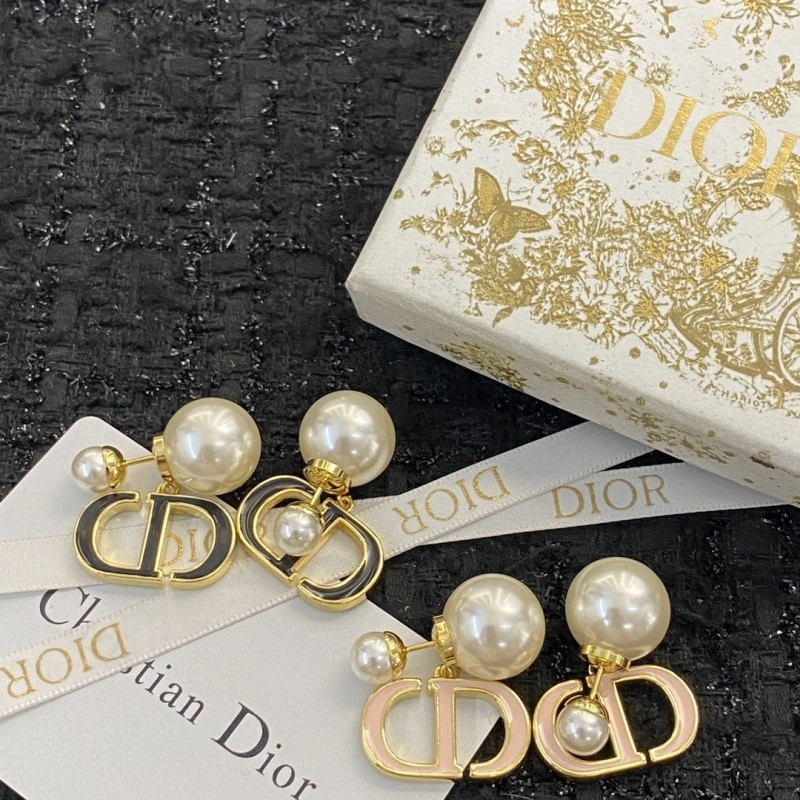 HighQuality Christian Dior Earrings 232751