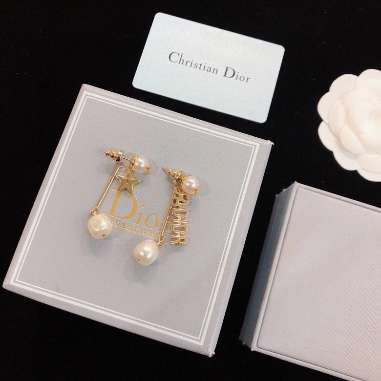 Christian Dior Earrings Durable 232666