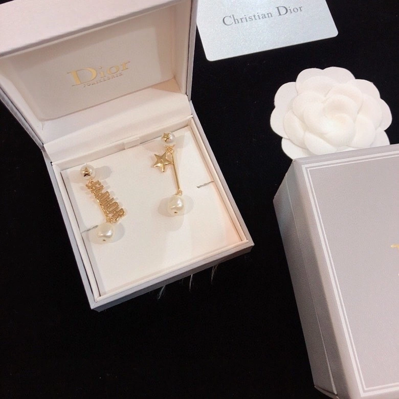 Christian Dior Earrings Durable 232666
