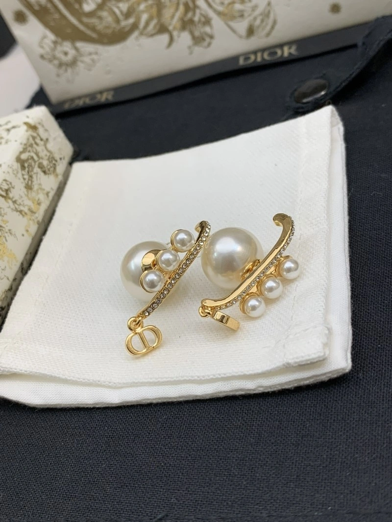 Christian Dior Earrings SmartChoice 232662