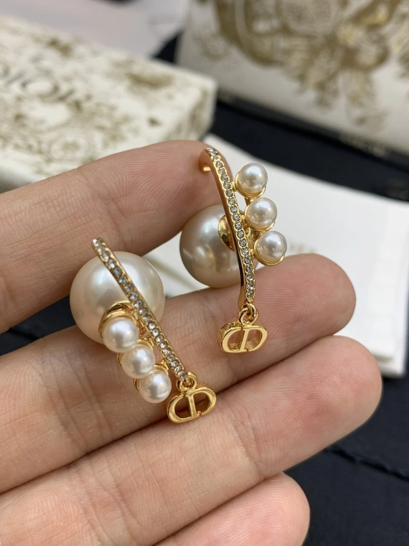 Christian Dior Earrings SmartChoice 232662