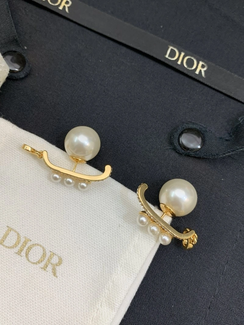 Christian Dior Earrings SmartChoice 232662
