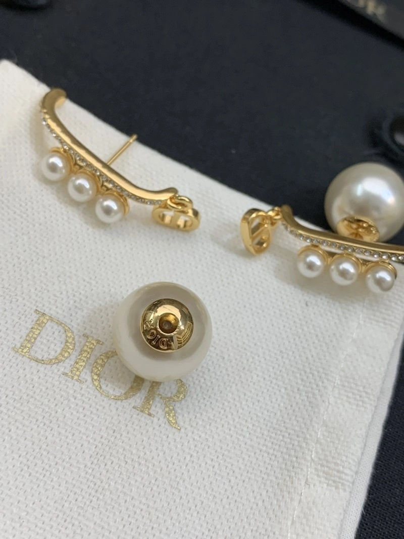 Christian Dior Earrings SmartChoice 232662
