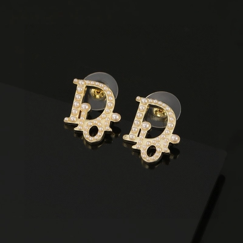 Attractive Christian Dior Earrings 232691