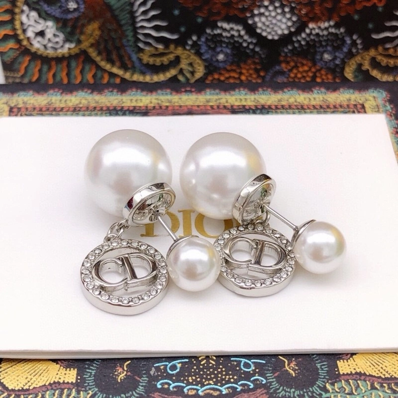 Christian Dior Earrings Neat 232654