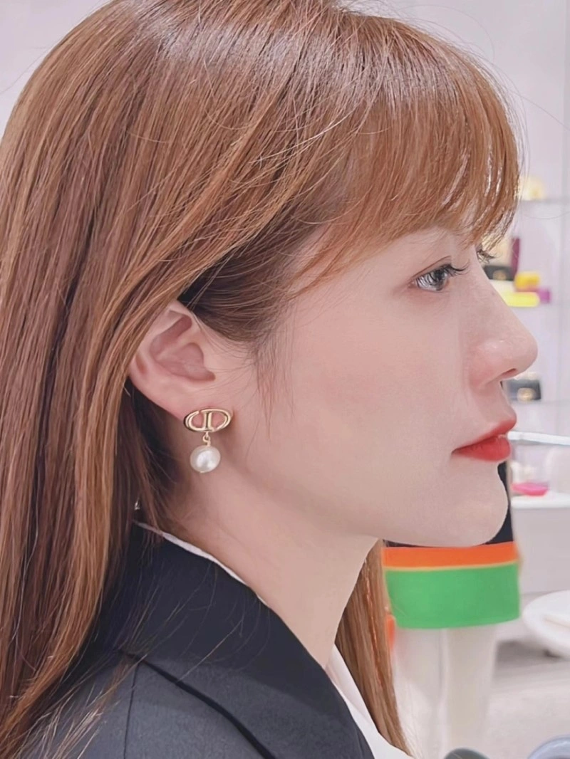 Christian Dior Earrings Seasonal 232650