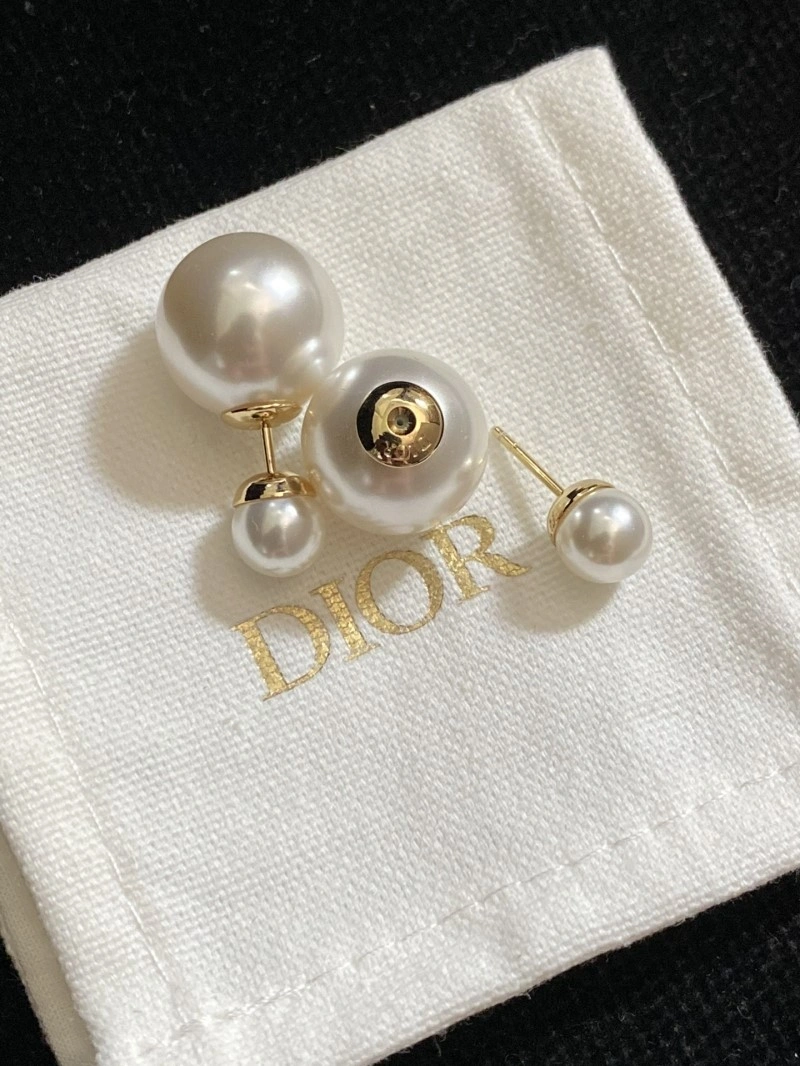 Durable Christian Dior Earrings 232659
