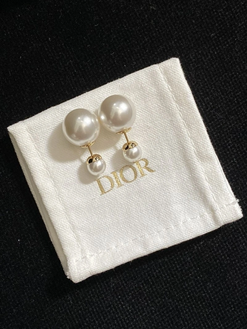 Durable Christian Dior Earrings 232659