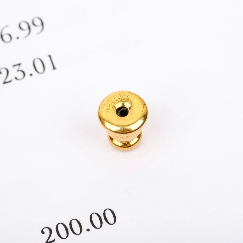 Comfortable Christian Dior Earrings 232669