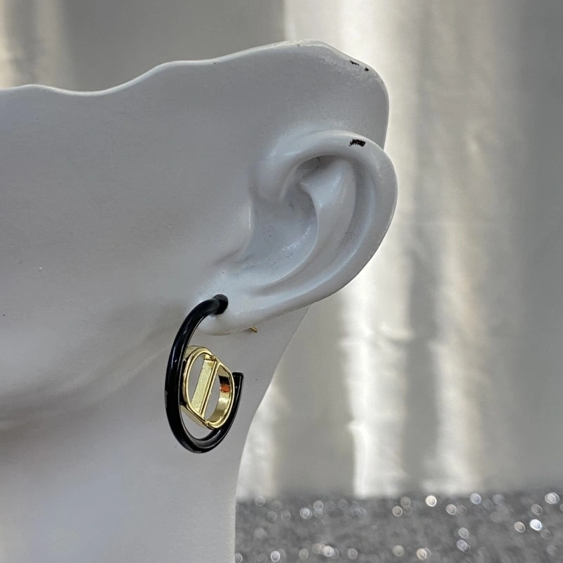 Classic Christian Dior Earrings 232601
