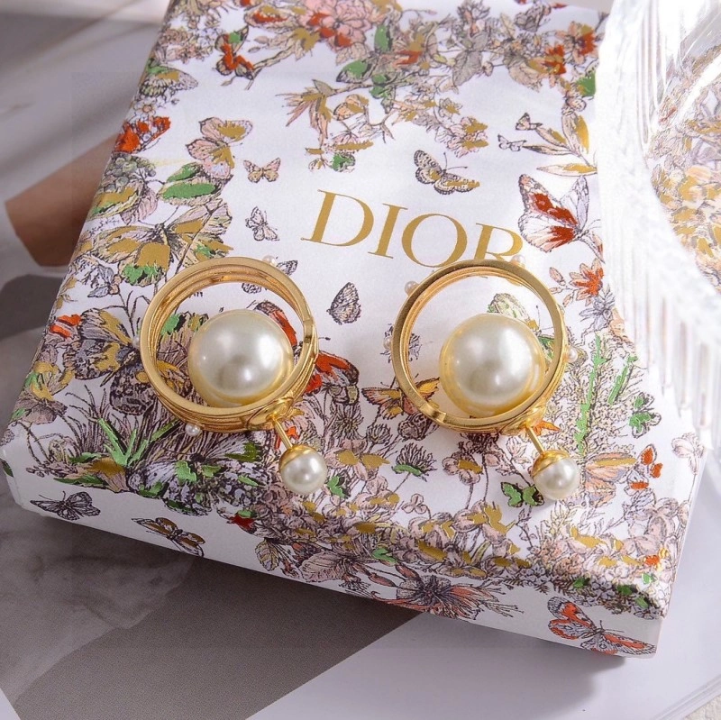 StreetReady Christian Dior Earrings 232602