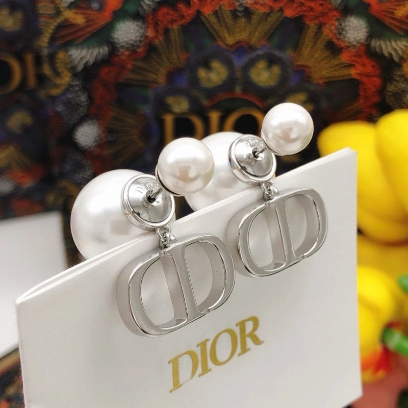 Refined Christian Dior Earrings 232593