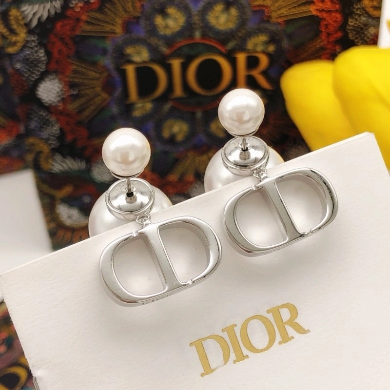 Refined Christian Dior Earrings 232593