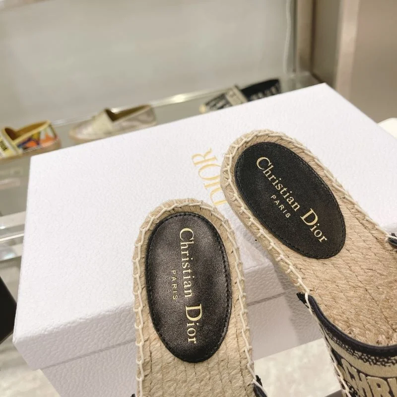 Compact Christian Dior Fishermans Shoes 22071