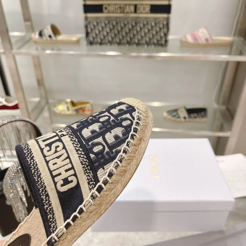 Compact Christian Dior Fishermans Shoes 22071