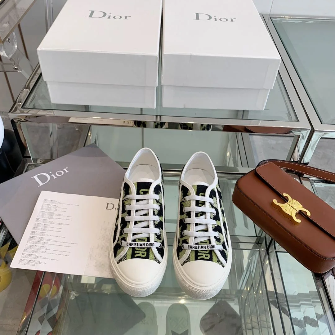 TopPick Christian Dior Flat Shoes 21312