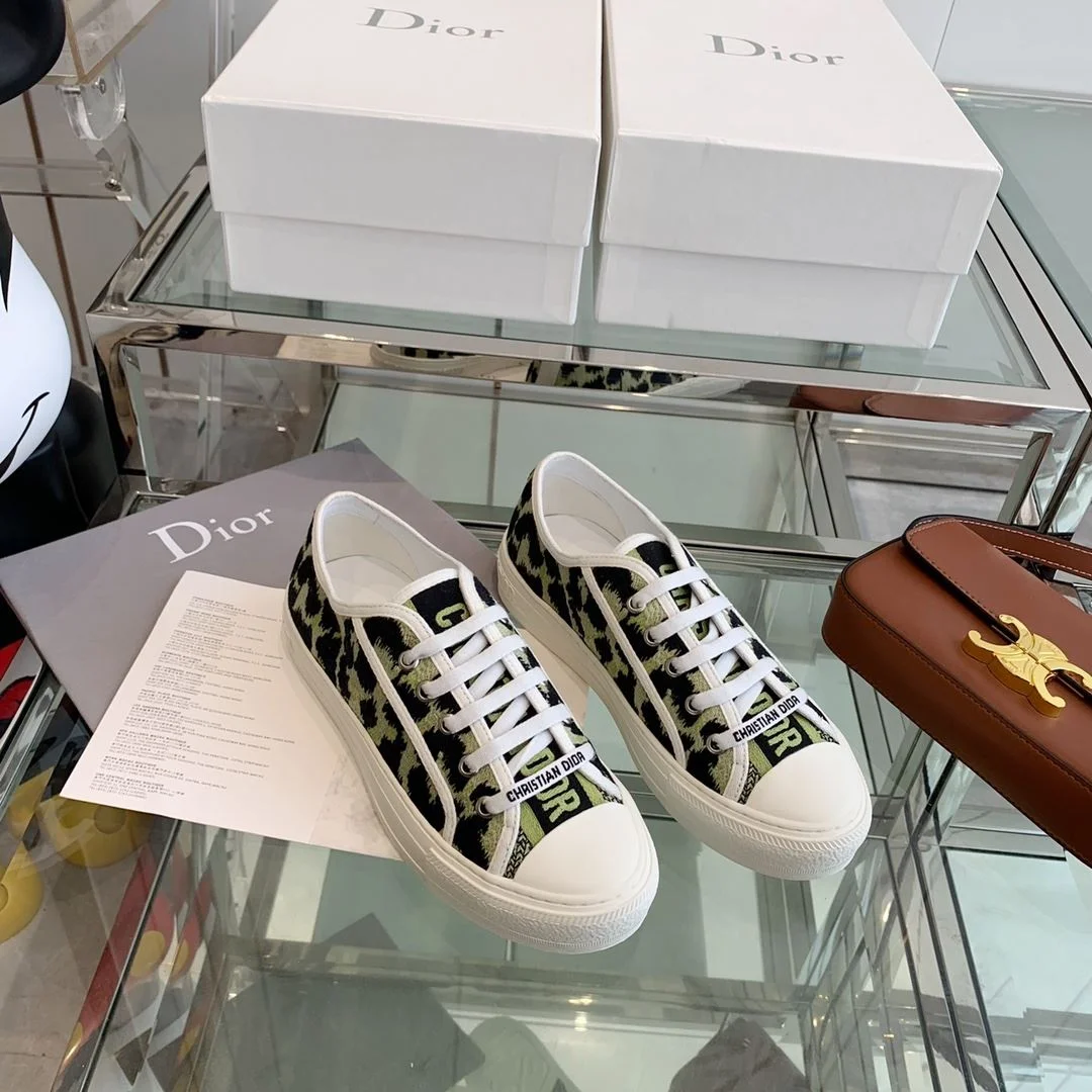 TopPick Christian Dior Flat Shoes 21312