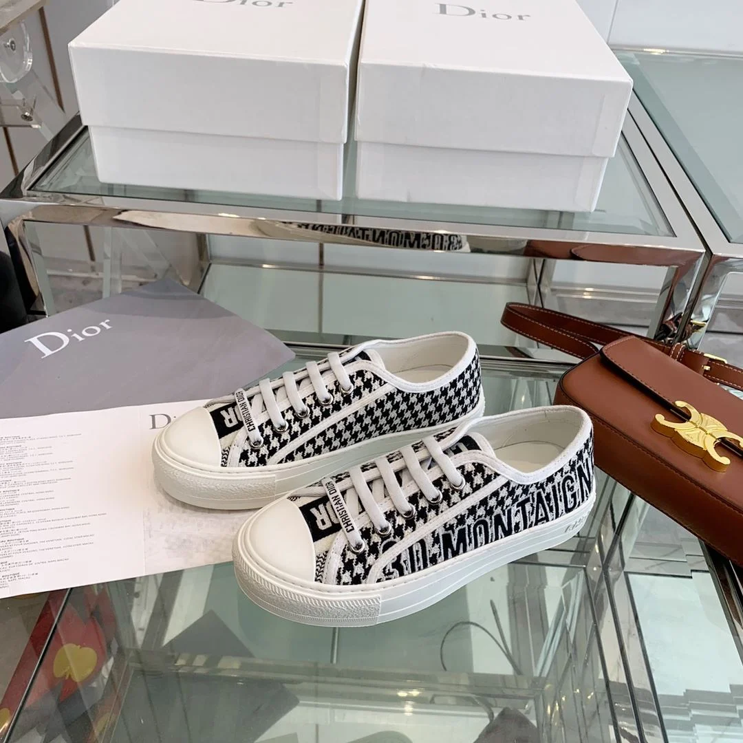 SportInspired Christian Dior Flat Shoes 21301