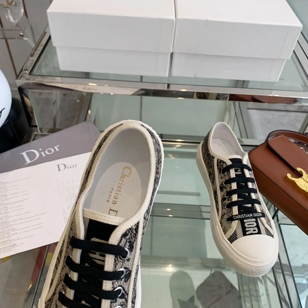 Christian Dior Flat Shoes Premium 21294