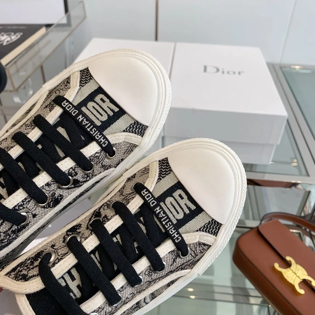 Christian Dior Flat Shoes Premium 21294