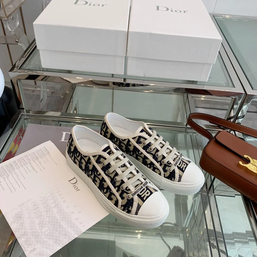 Durable Christian Dior Flat Shoes 21286