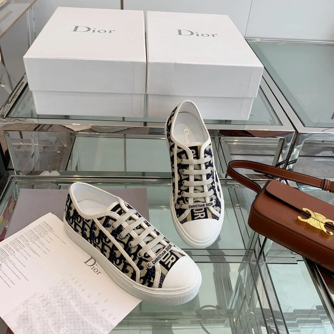 Durable Christian Dior Flat Shoes 21286