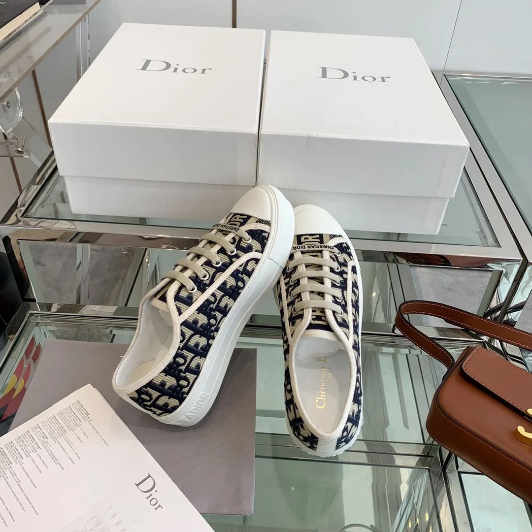 Durable Christian Dior Flat Shoes 21286