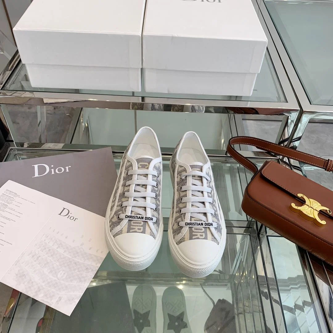 Premium Christian Dior Flat Shoes 21289