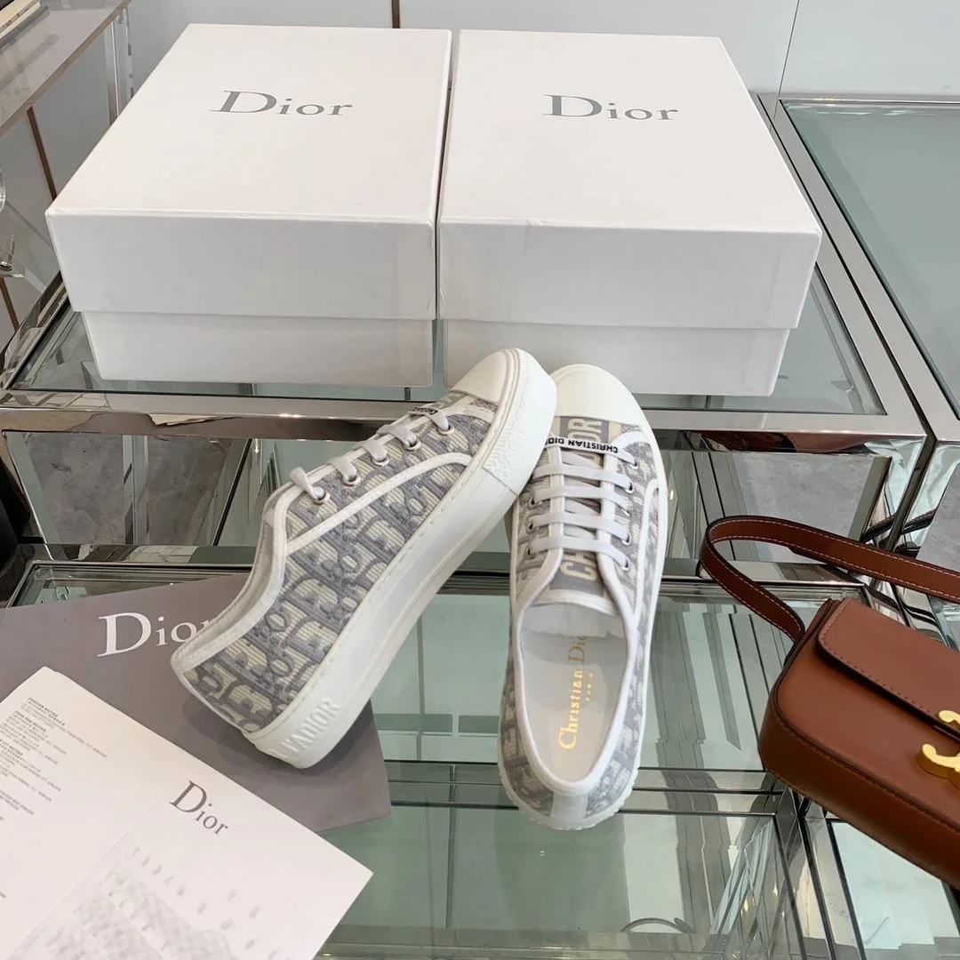 Premium Christian Dior Flat Shoes 21289
