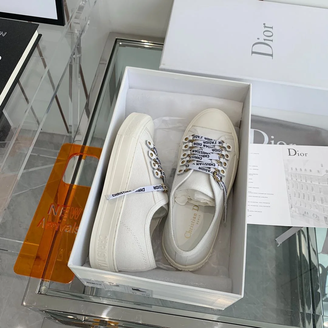 Supportive Christian Dior Flat Shoes 21278