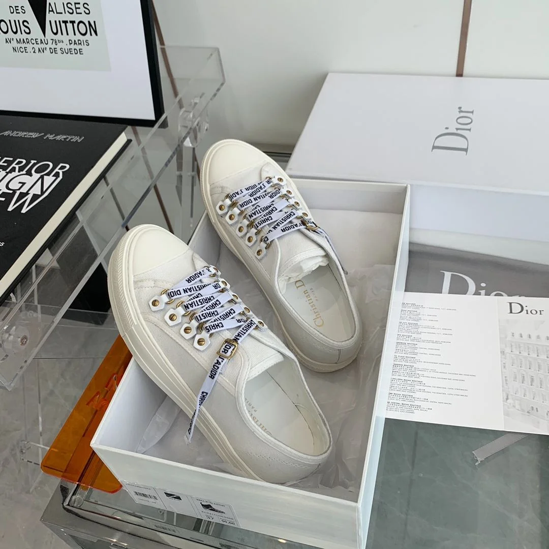 Supportive Christian Dior Flat Shoes 21278