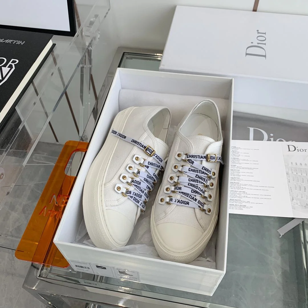 Supportive Christian Dior Flat Shoes 21278