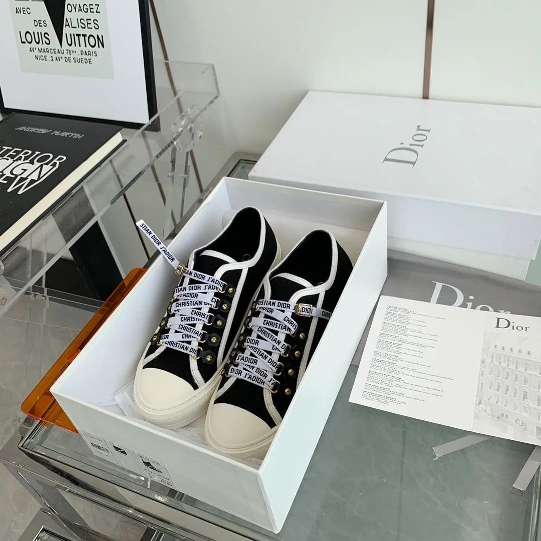 Compact Christian Dior Flat Shoes 21280