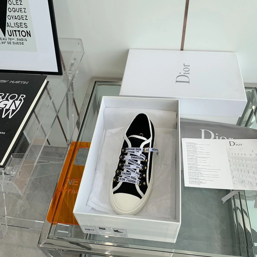 Compact Christian Dior Flat Shoes 21280