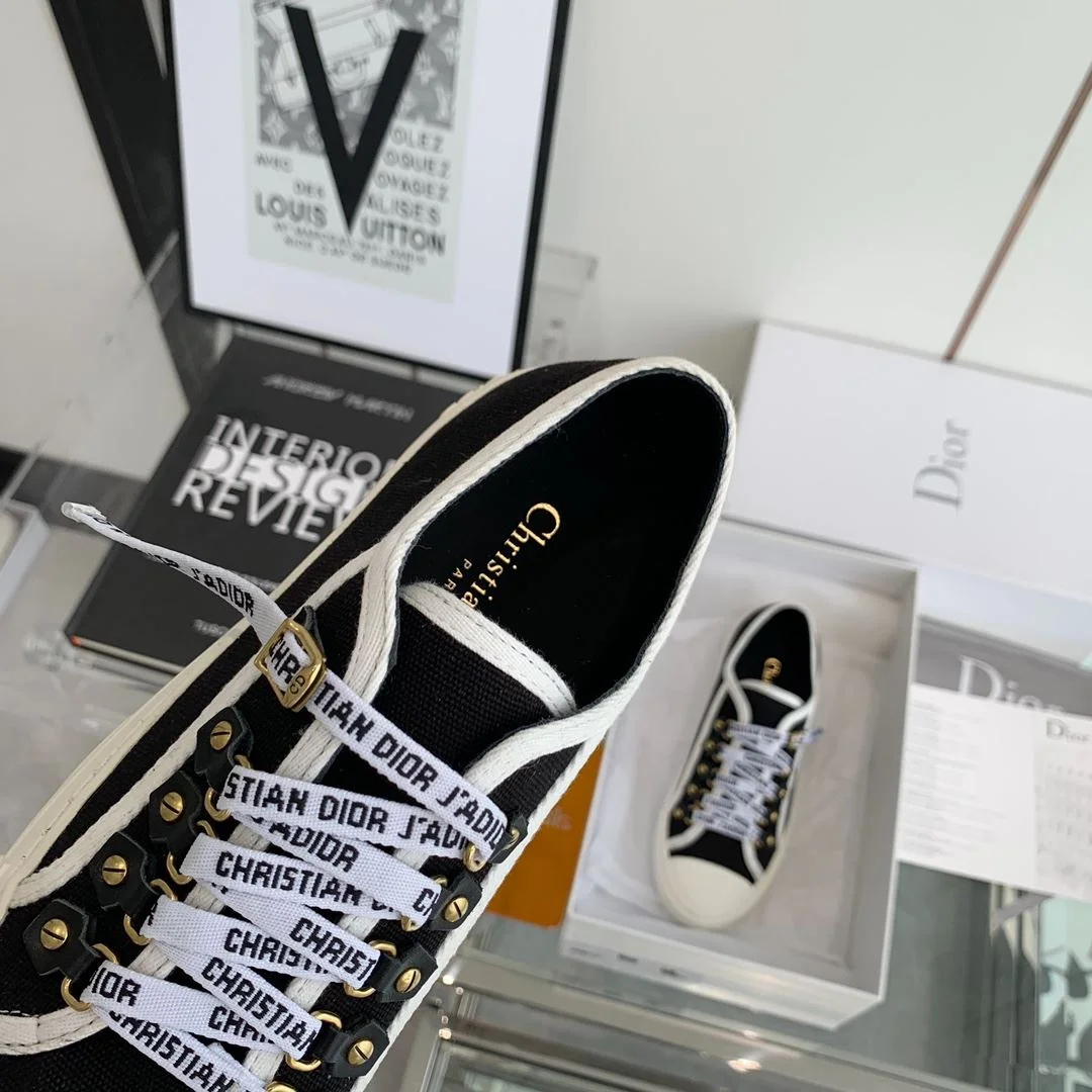 Compact Christian Dior Flat Shoes 21280
