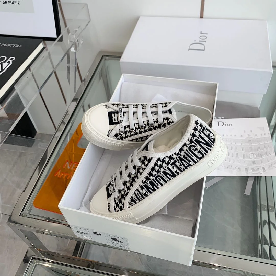 Christian Dior Flat Shoes Timeless 21281