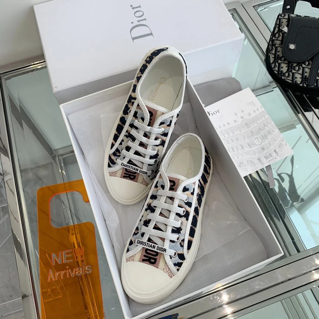 OnTrend Christian Dior Flat Shoes 21276