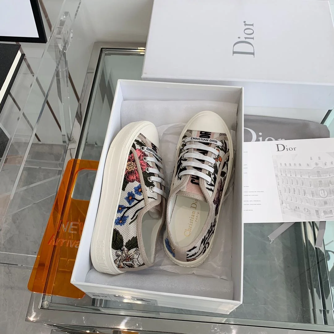 Durable Christian Dior Flat Shoes 21271
