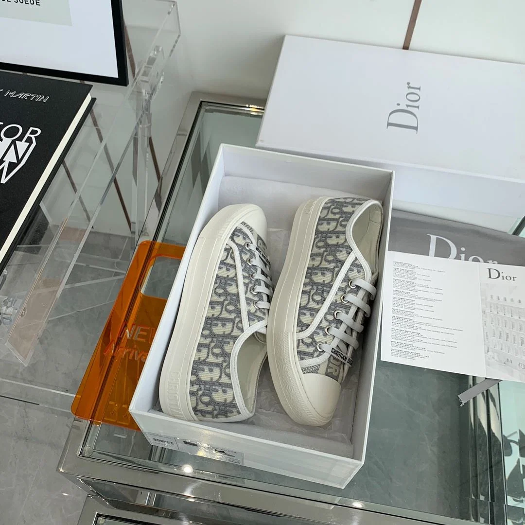 Unique Christian Dior Flat Shoes 21265