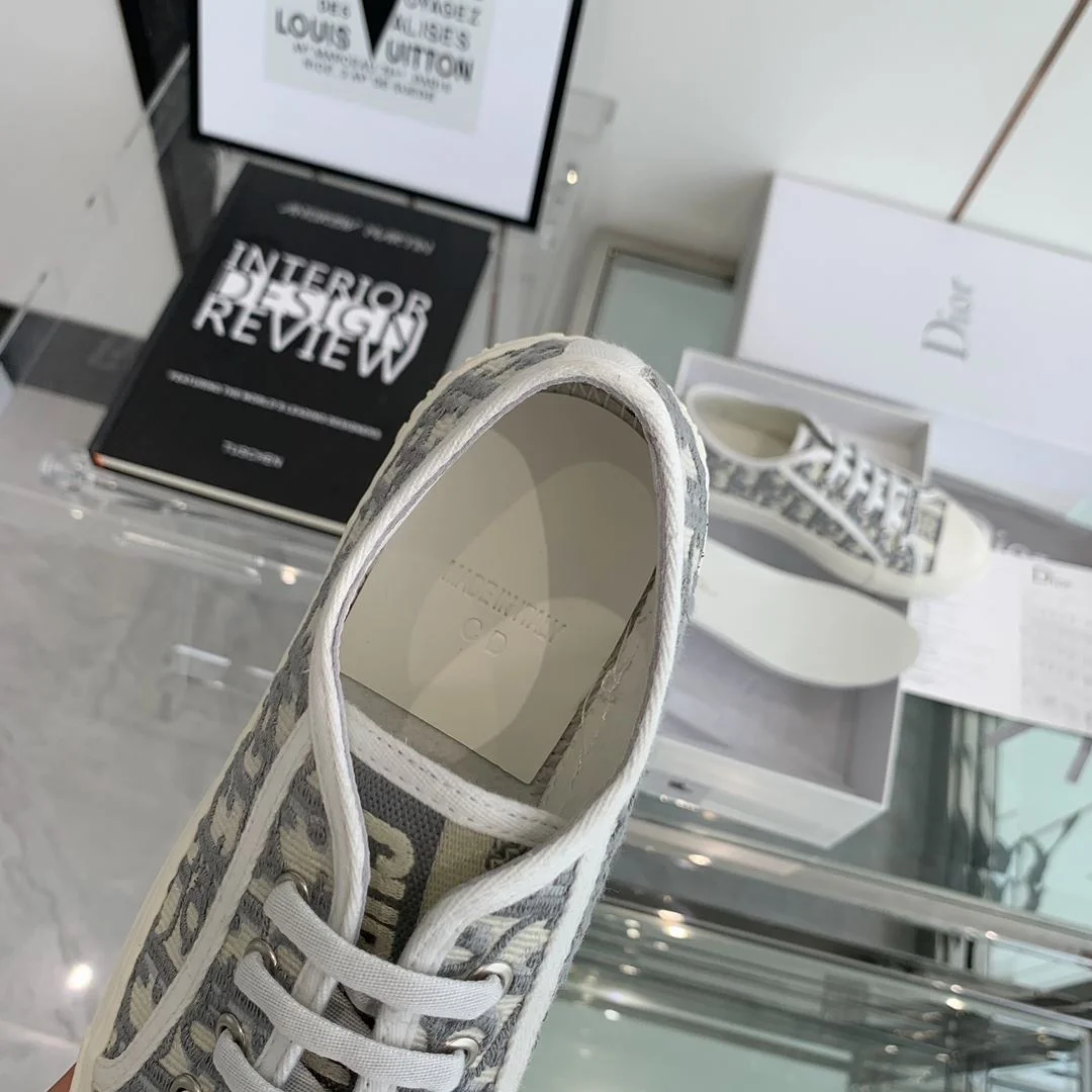 Unique Christian Dior Flat Shoes 21265