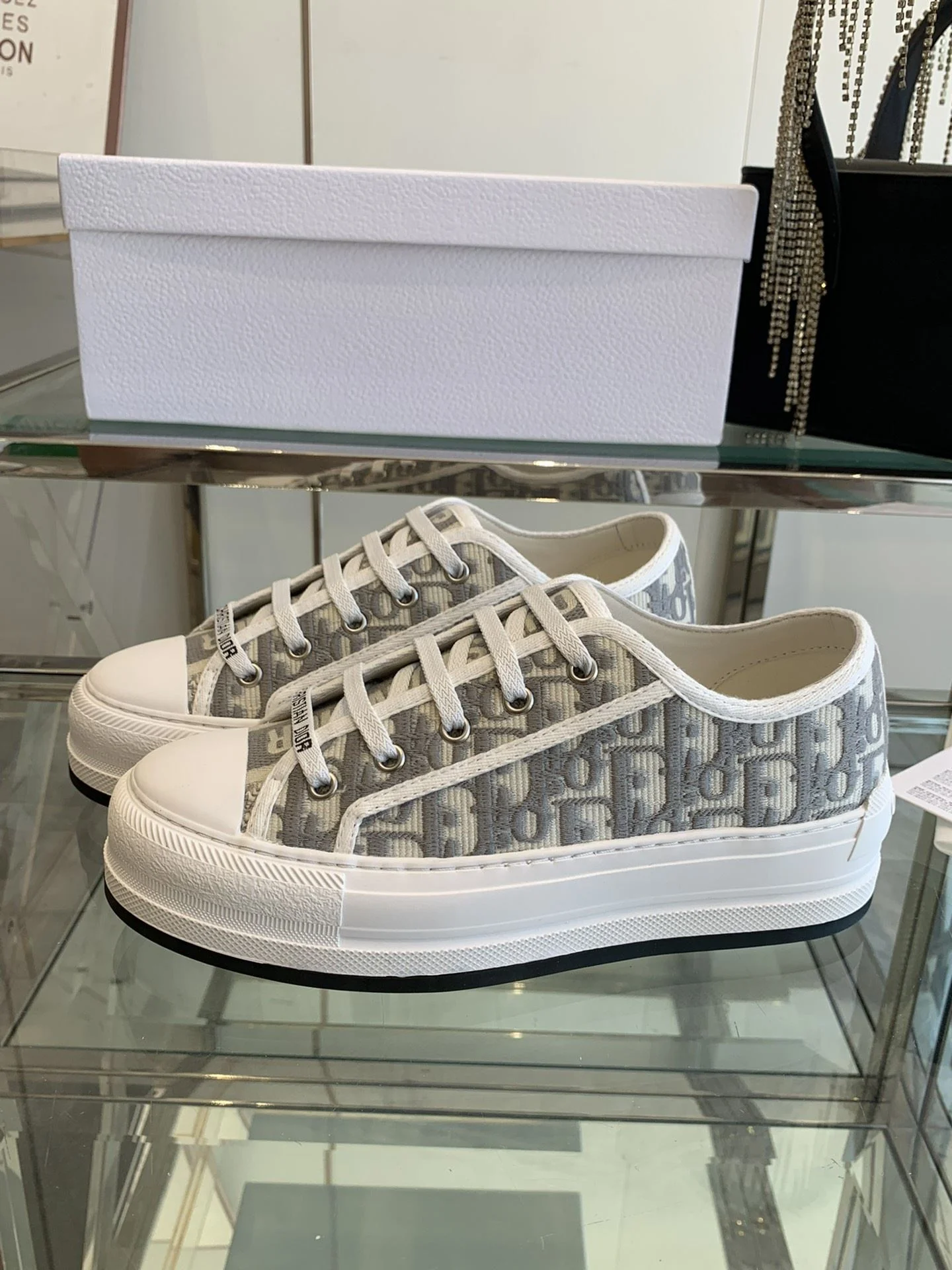 Christian Dior Flat Shoes Premium 21261
