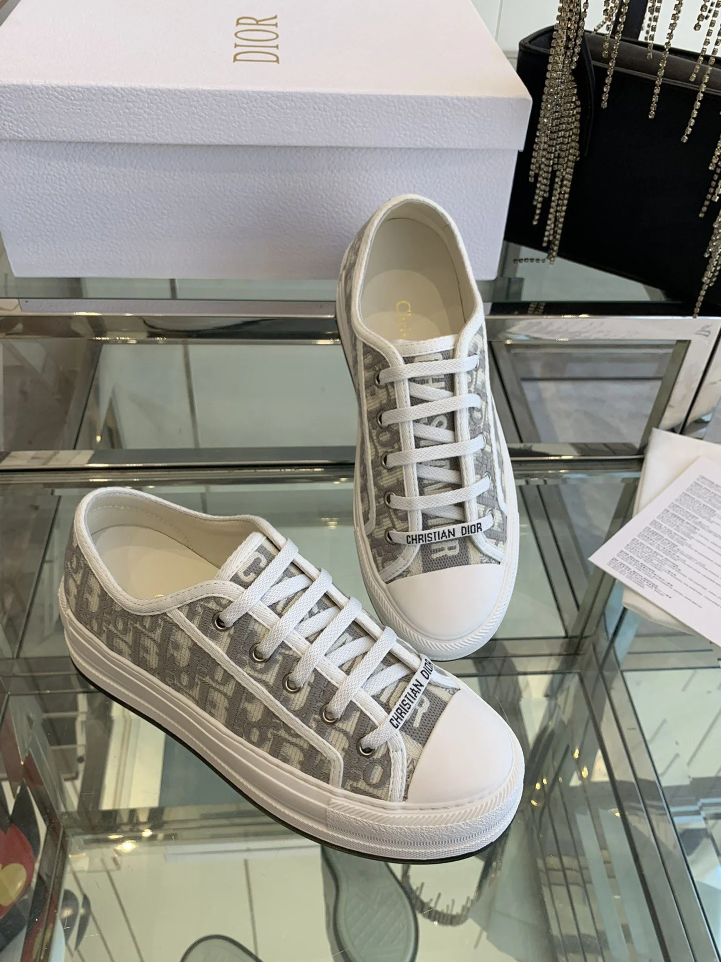 Christian Dior Flat Shoes Premium 21261